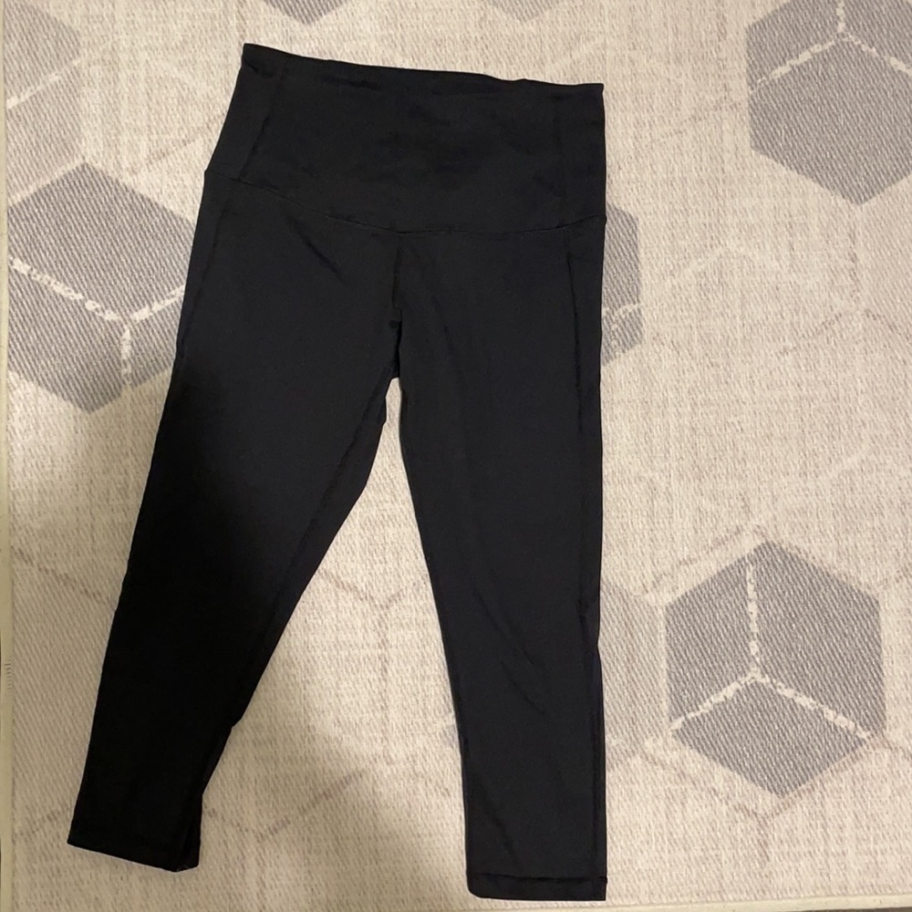 ZELLA | EUC Black Cropped mesh high waist leggings